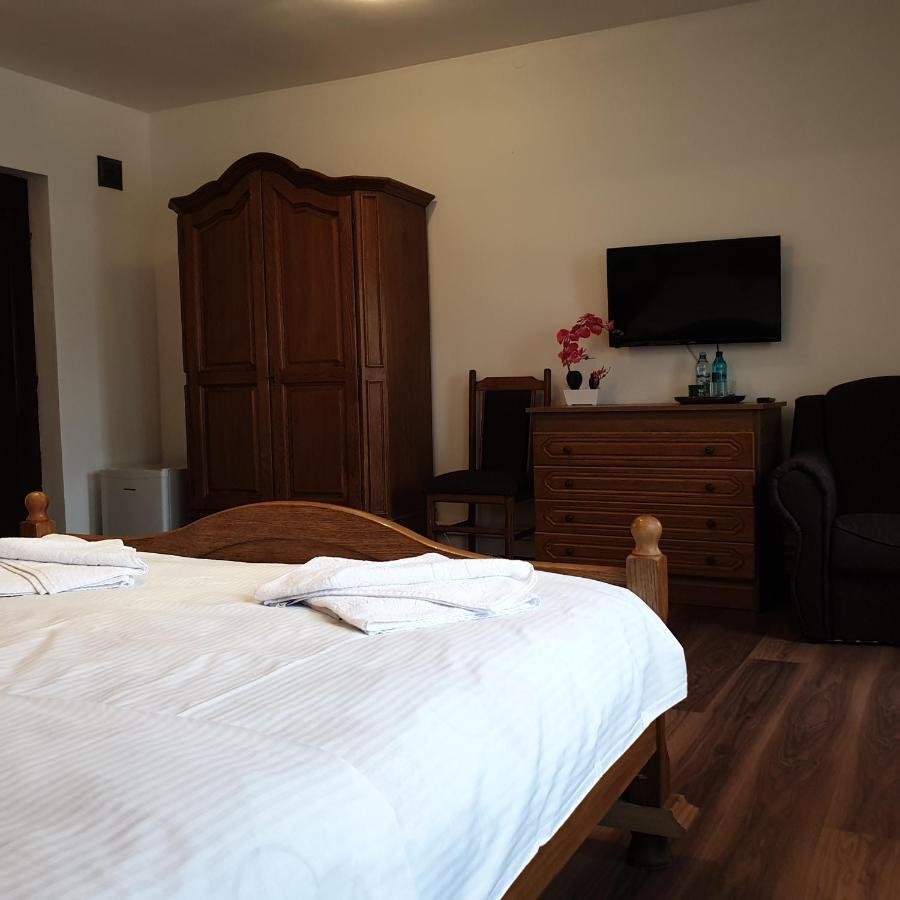 Hotel Casa Poenaru Kimpulung Mołdawski Zewnętrze zdjęcie